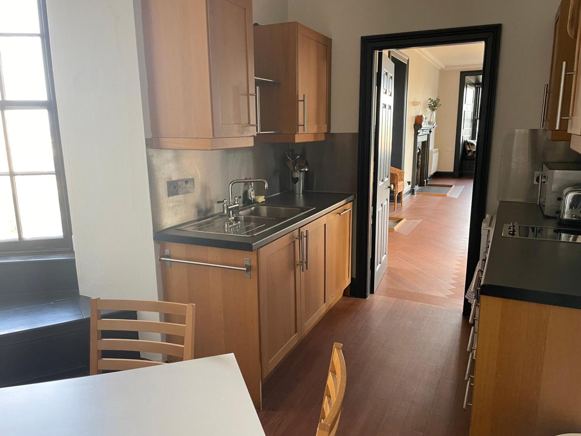 High St Flat — Photos 3